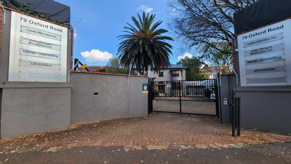 570 m² Office Space