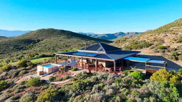 320 ha Farm with House