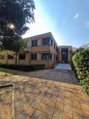 468.7 m² Commercial space