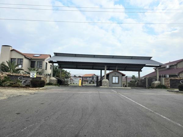 555 m² Land