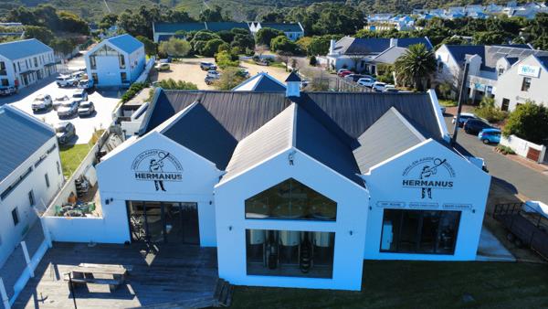 752 m² Commercial space