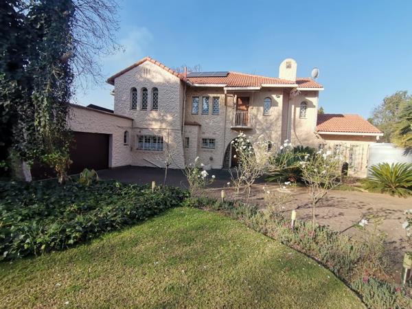 5 Bedroom House