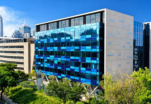 796 m² Commercial space