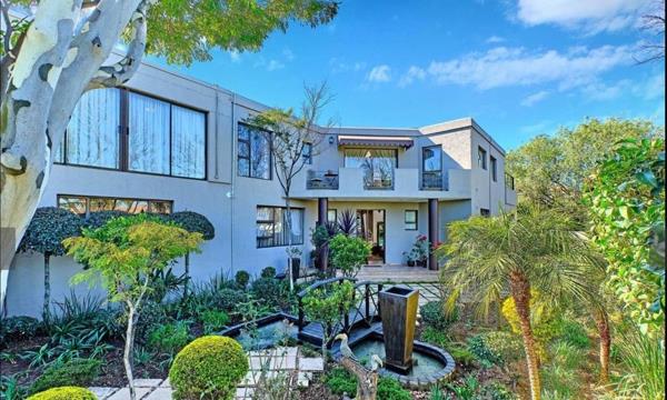 5 Bedroom House