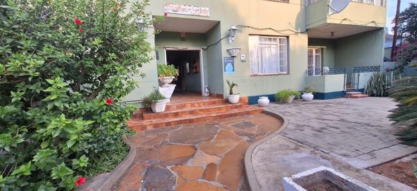 2 Bedroom Flat