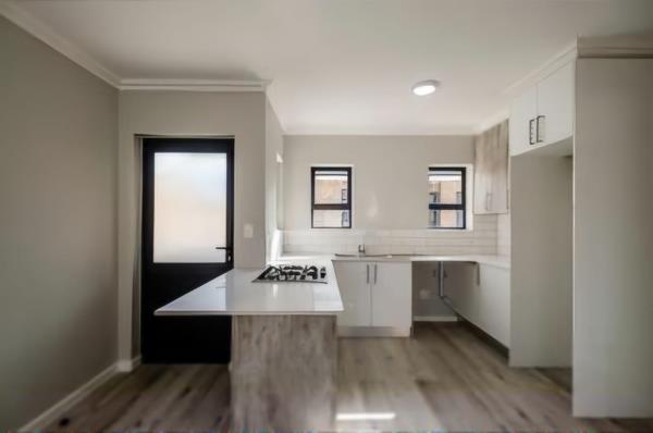 1 Bedroom Townhouse