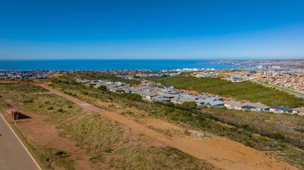 706 m² Land