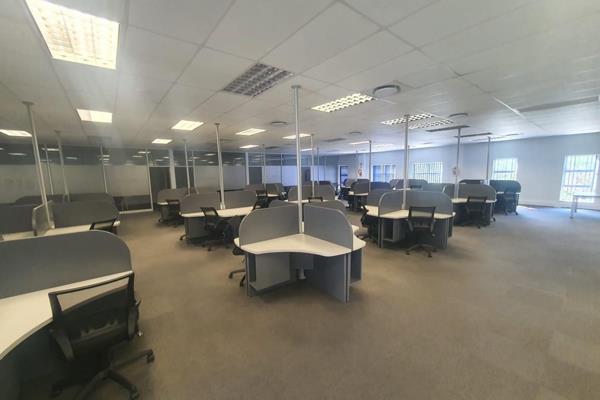 383 m² Office Space
