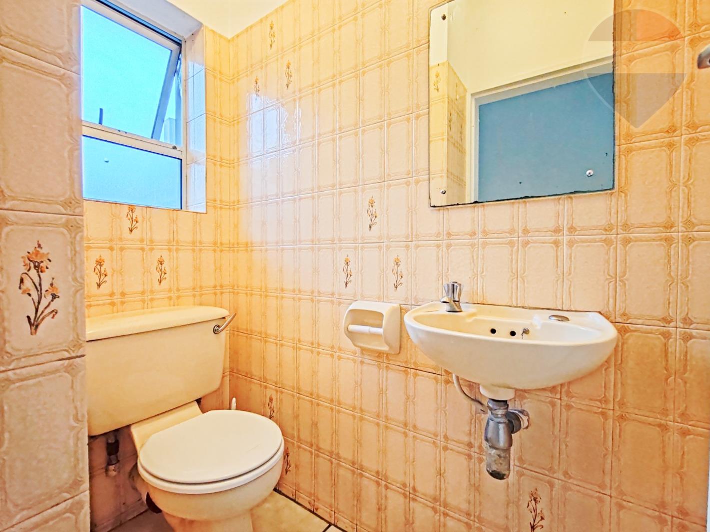 Apartment in Gqeberha, Humewood, Nelson Mandela Bay Ward 2 - More