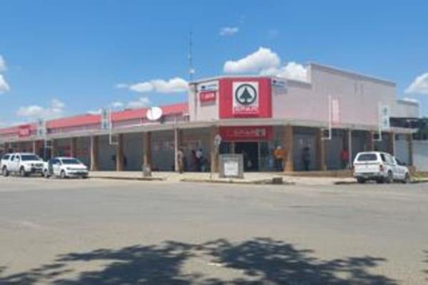 1 000 m² Commercial space