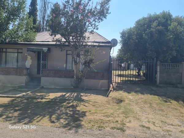 2 Bedroom House