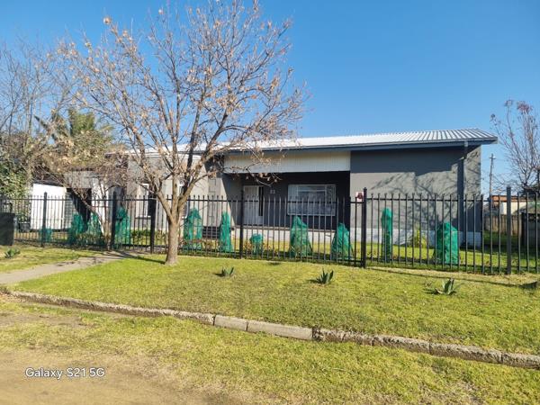 7 Bedroom House