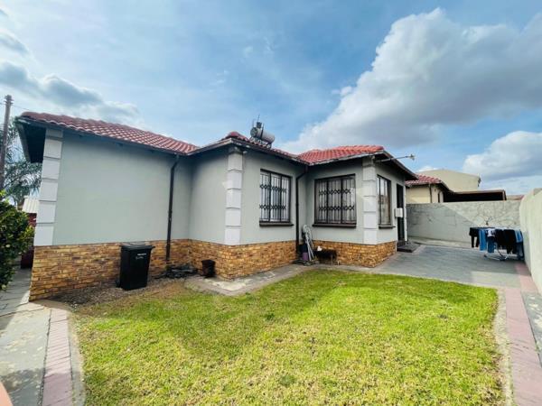 2 Bedroom House