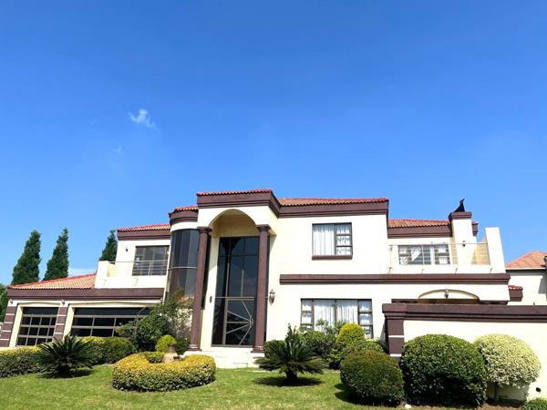 6 Bedroom House