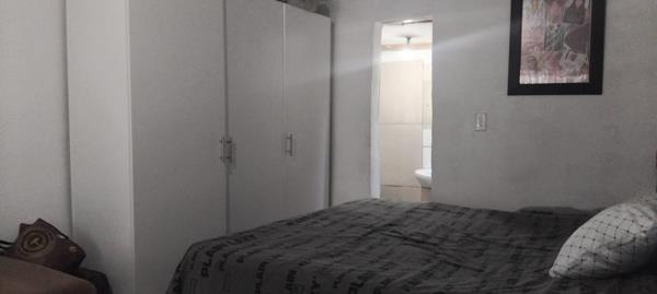 1 Bedroom House