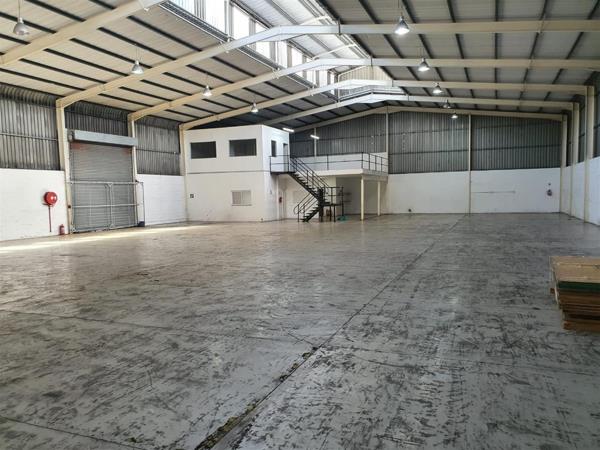 1 061 m² Industrial space