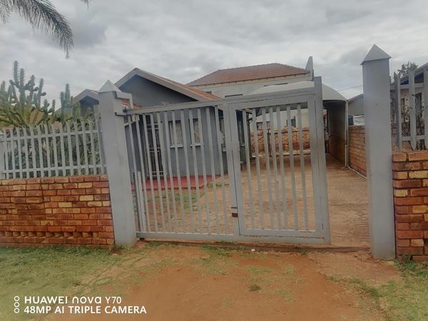 2 Bedroom House