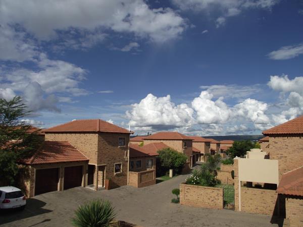 3 Bedroom Townhouse