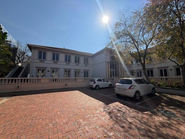 607.2 m² Commercial space
