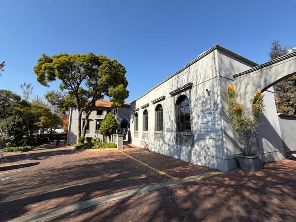 489 m² Commercial space