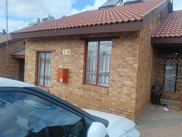 2 Bedroom Simplex