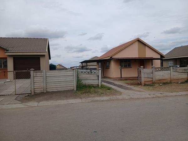 2 Bedroom House
