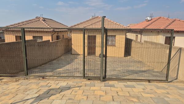 2 Bedroom House