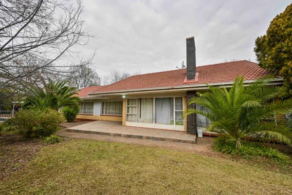 10 Bedroom House