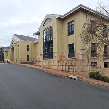 515.4 m² Commercial space