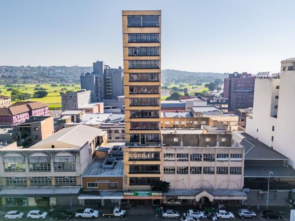 323 m² Commercial space