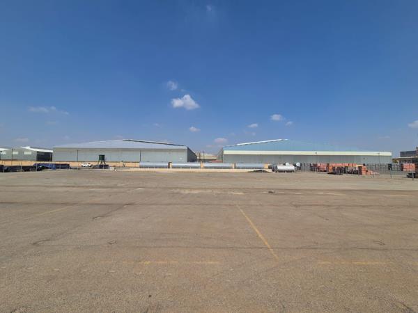 3 250 m² Industrial space