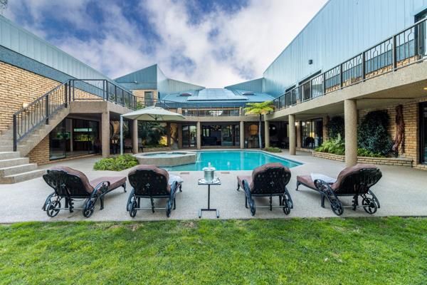 8 Bedroom House