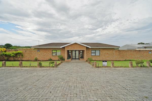 325 m² Commercial space