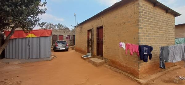 6 Bedroom House