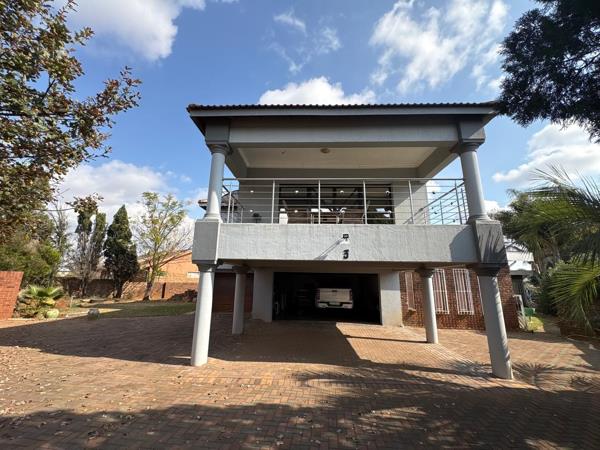 6 Bedroom House