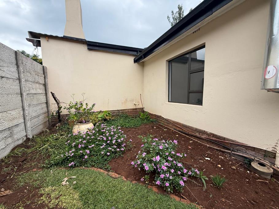 2 Bedroom House