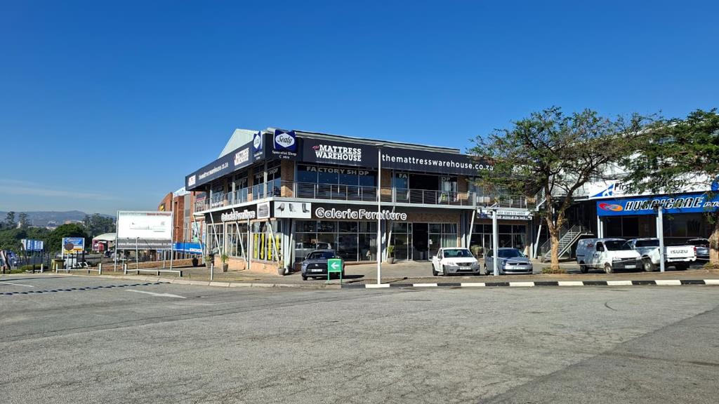 340 m² Commercial space