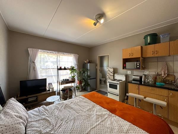 Studio Apartment