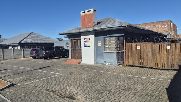 325 m² Commercial space