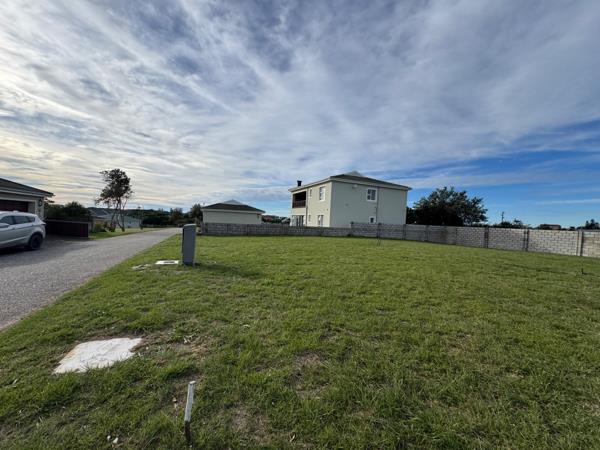450 m² Land