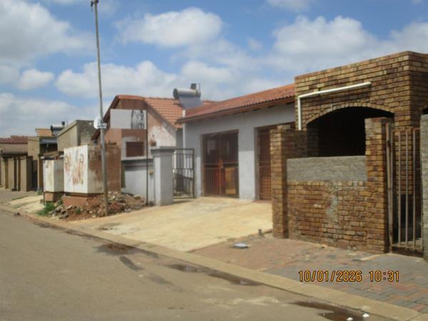 2 Bedroom House