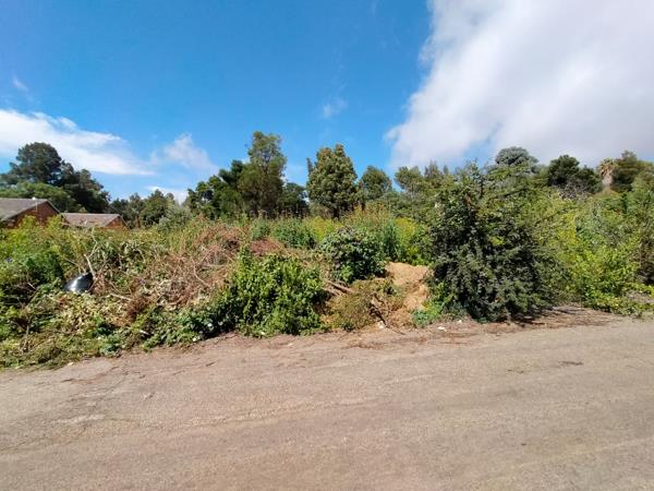 3 300 m² Land