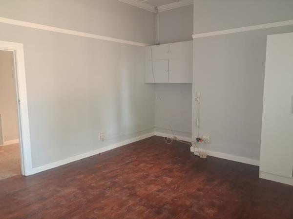 1 Bedroom House
