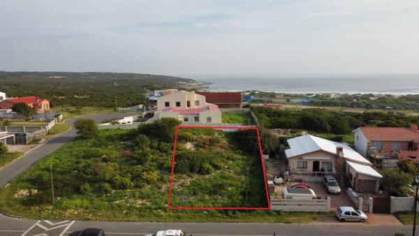 595 m² Land