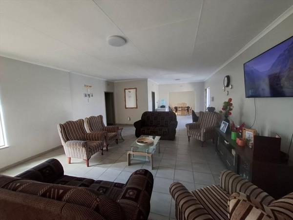 7 Bedroom House