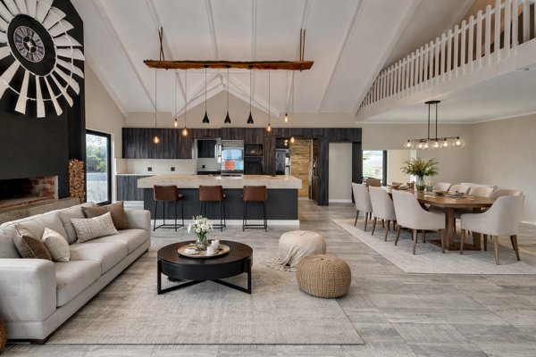 6 Bedroom House