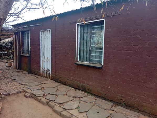 2 Bedroom House