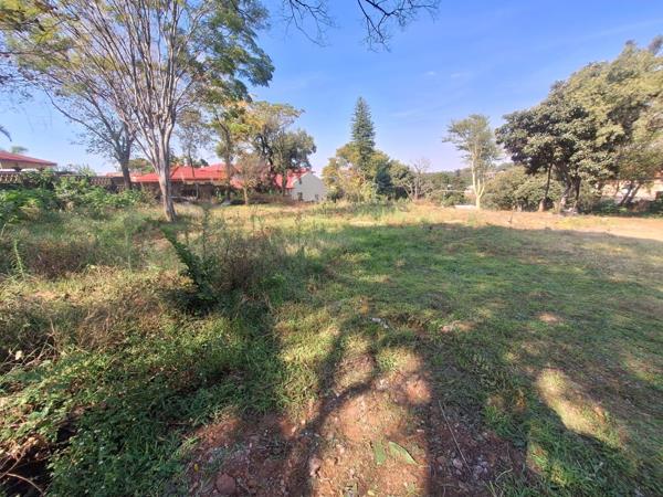 3 809 m² Land