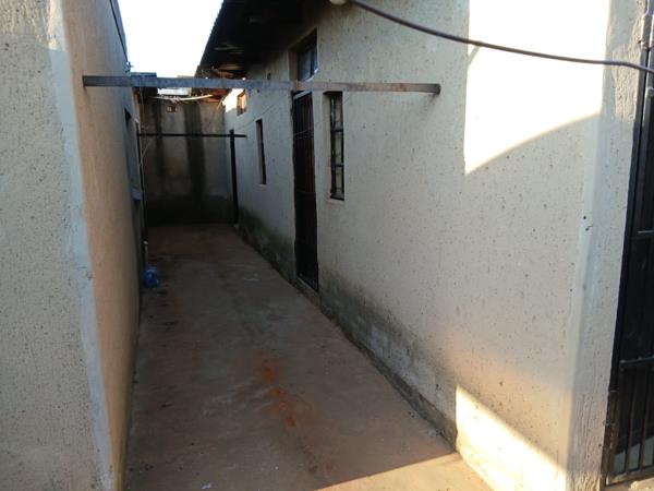 2 Bedroom House