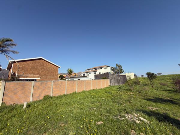495 m² Land